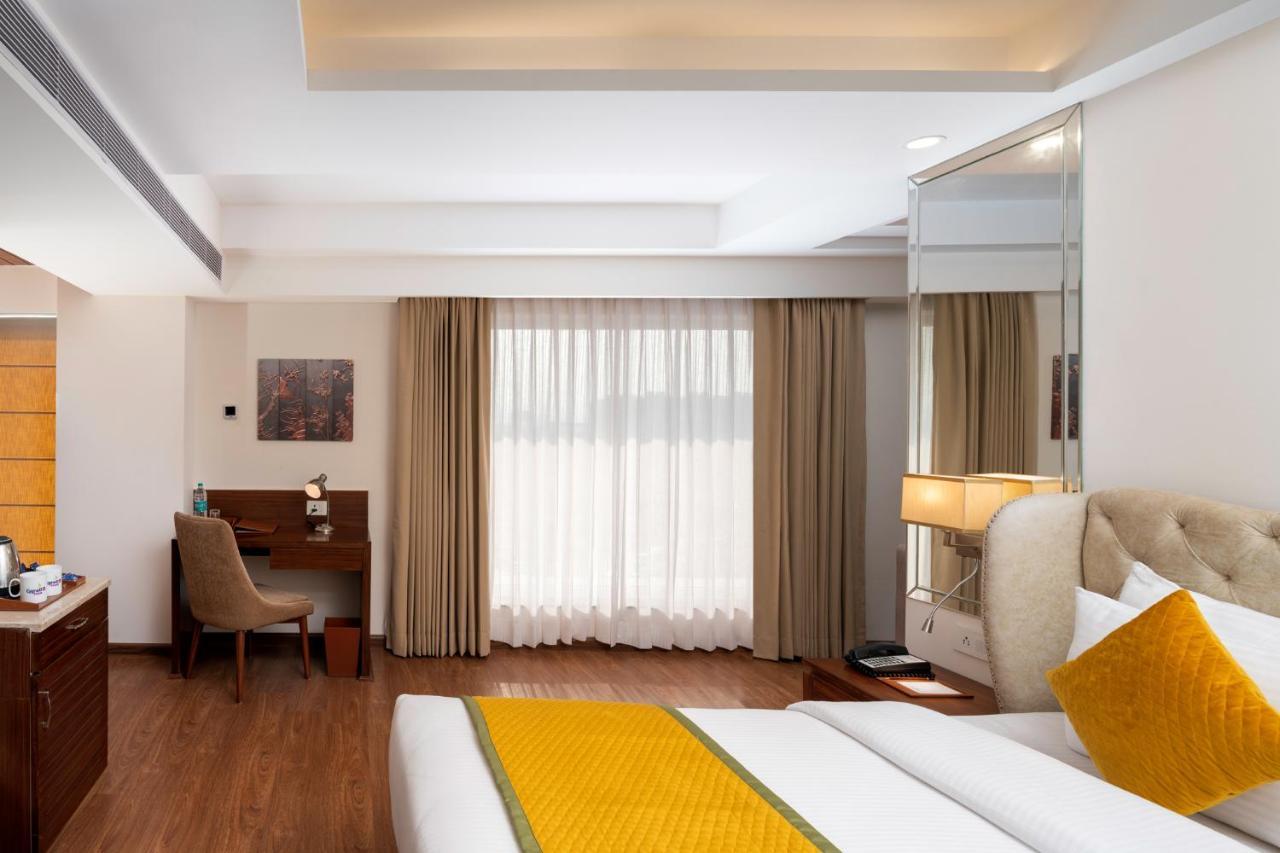Cygnett Inn Paras Dehradun Exterior foto