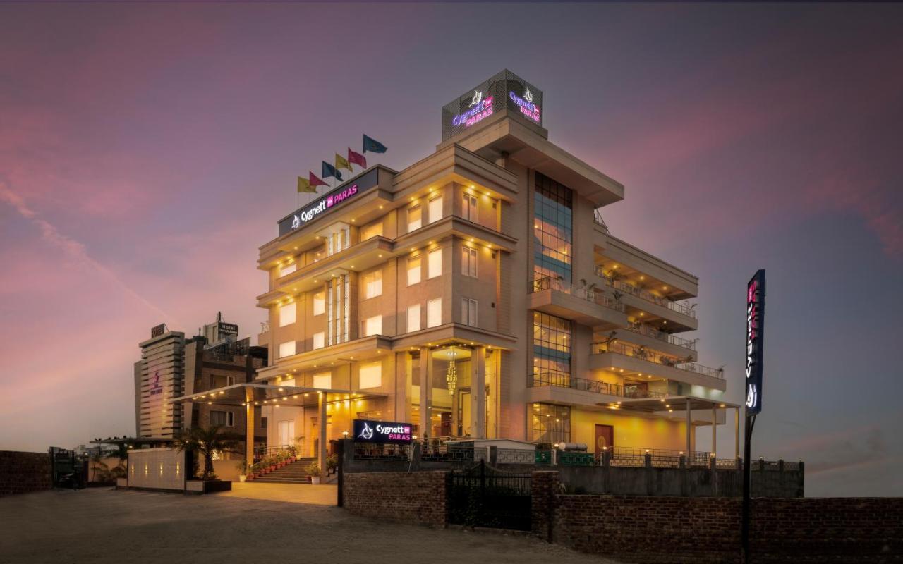 Cygnett Inn Paras Dehradun Exterior foto